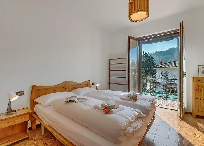 Eva - Happy Villa Leggiuno