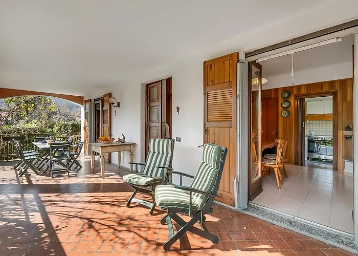 Eva - Happy Villa Leggiuno