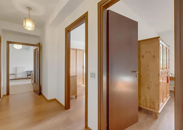 Eva - Happy Villa Leggiuno