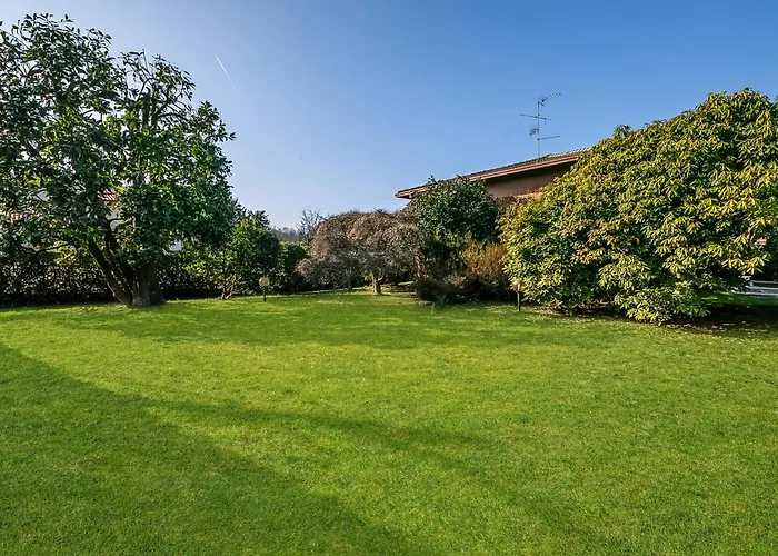 Eva - Happy Villa Leggiuno